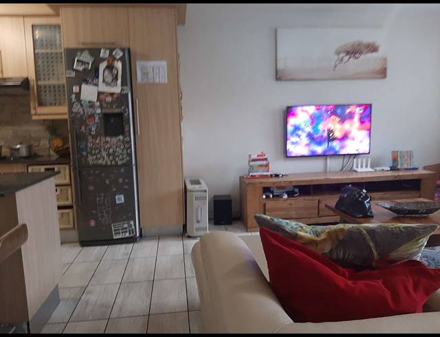 3 BEDROOM APARTMENT FOR SALE IN VORNA VALLEY